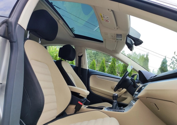 Volkswagen CC cena 51999 przebieg: 133000, rok produkcji 2015 z Myszków małe 79
